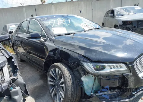 2019 Lincoln Mkz Hybrid Reserve Ii z USA, uszkodzony, nr VIN 3LN6L5MU6KR621673